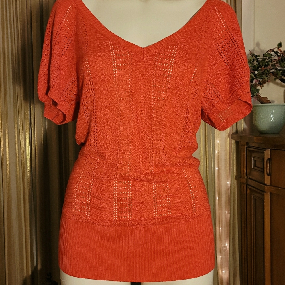 Guess Top